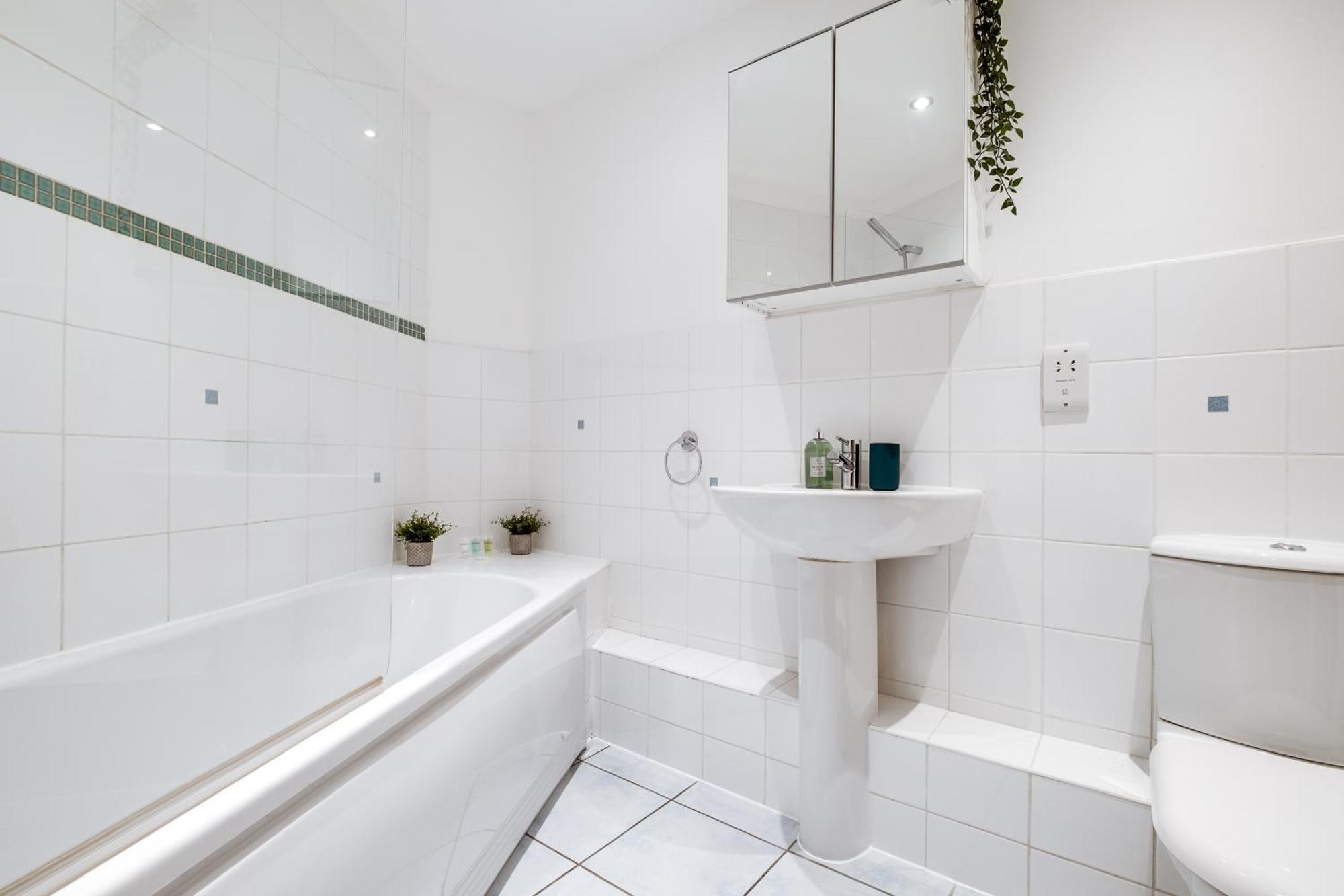 Pluxa Globe - Spacious Apartment In Jq With Parking Birmingham Extérieur photo